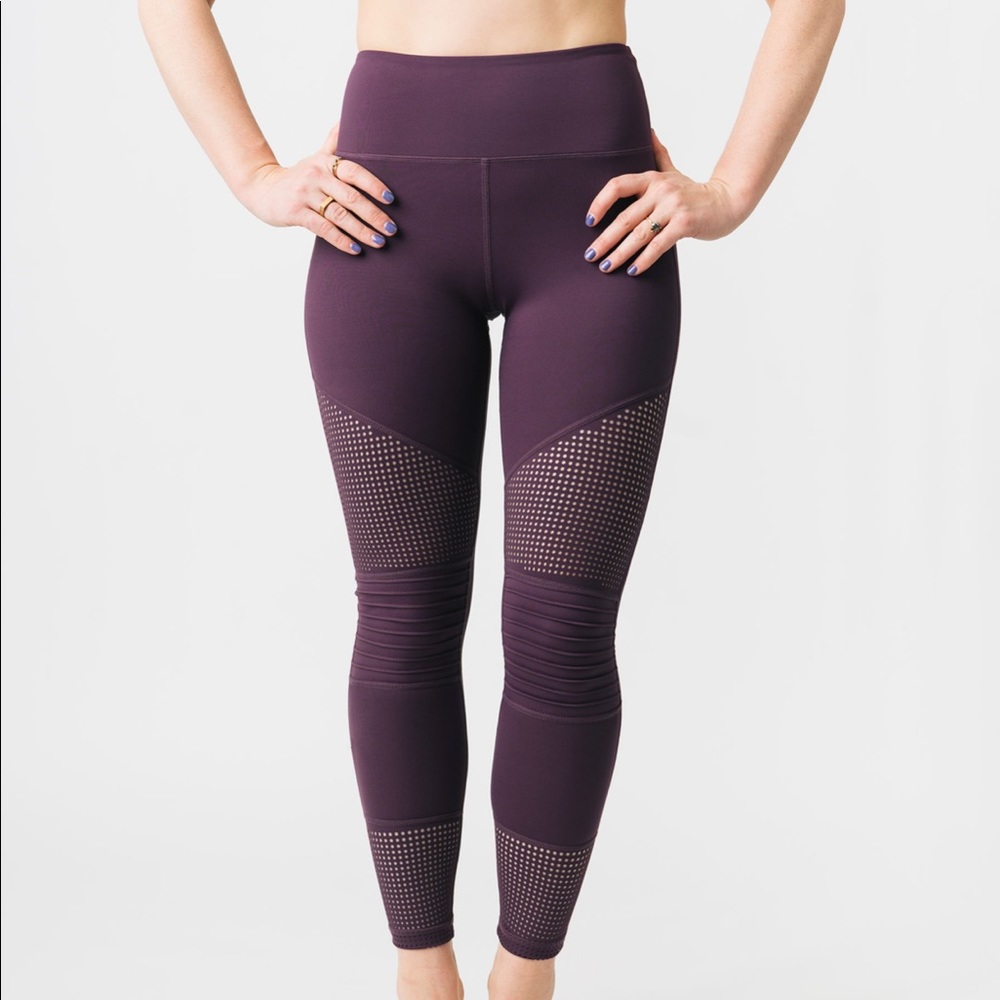 Zyia Blackberry Moto Light n Tight size 2